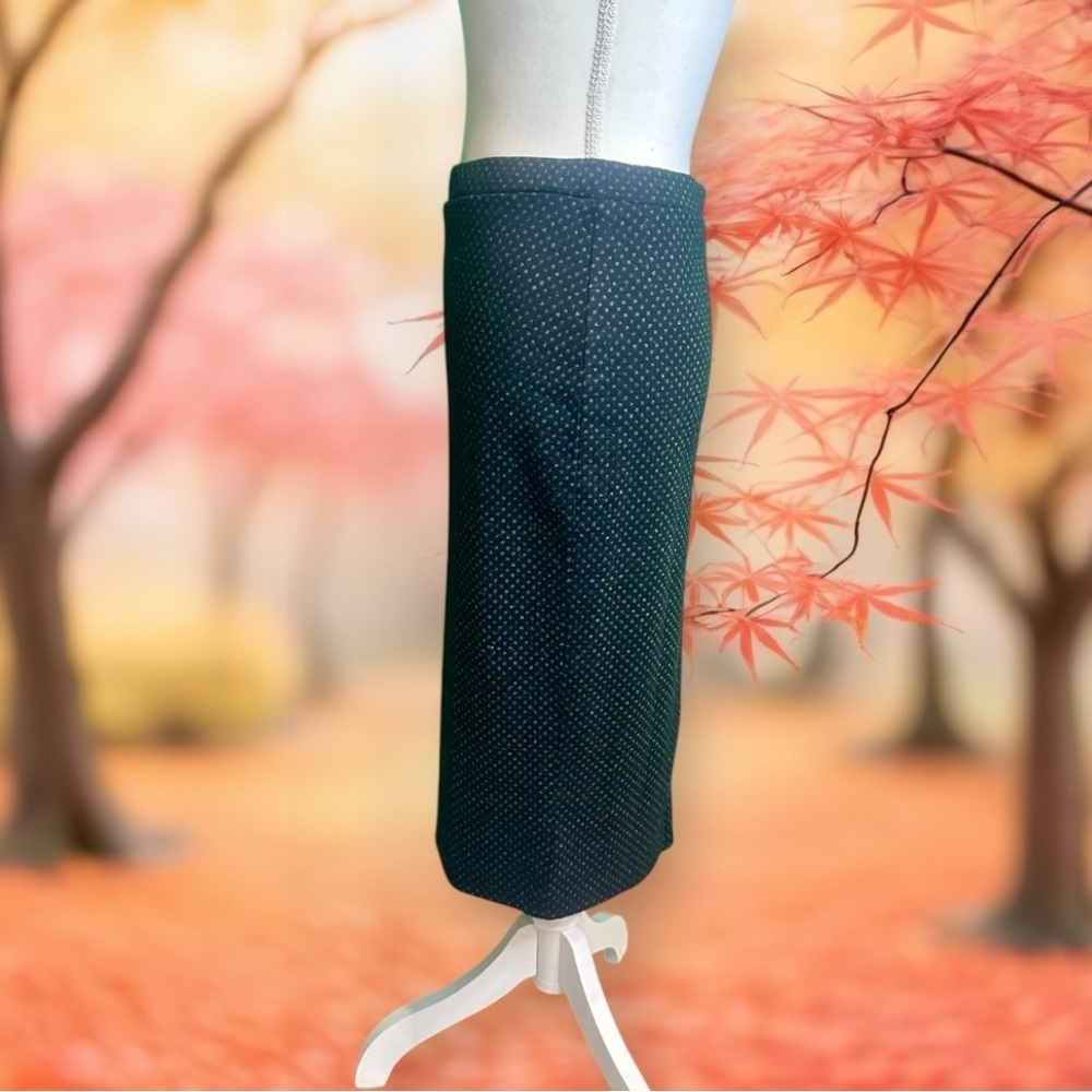 Free People ‘Ludlow’ Black & Gray Dot Knit Pencil Skirt Size Medium - Picture 13 of 15